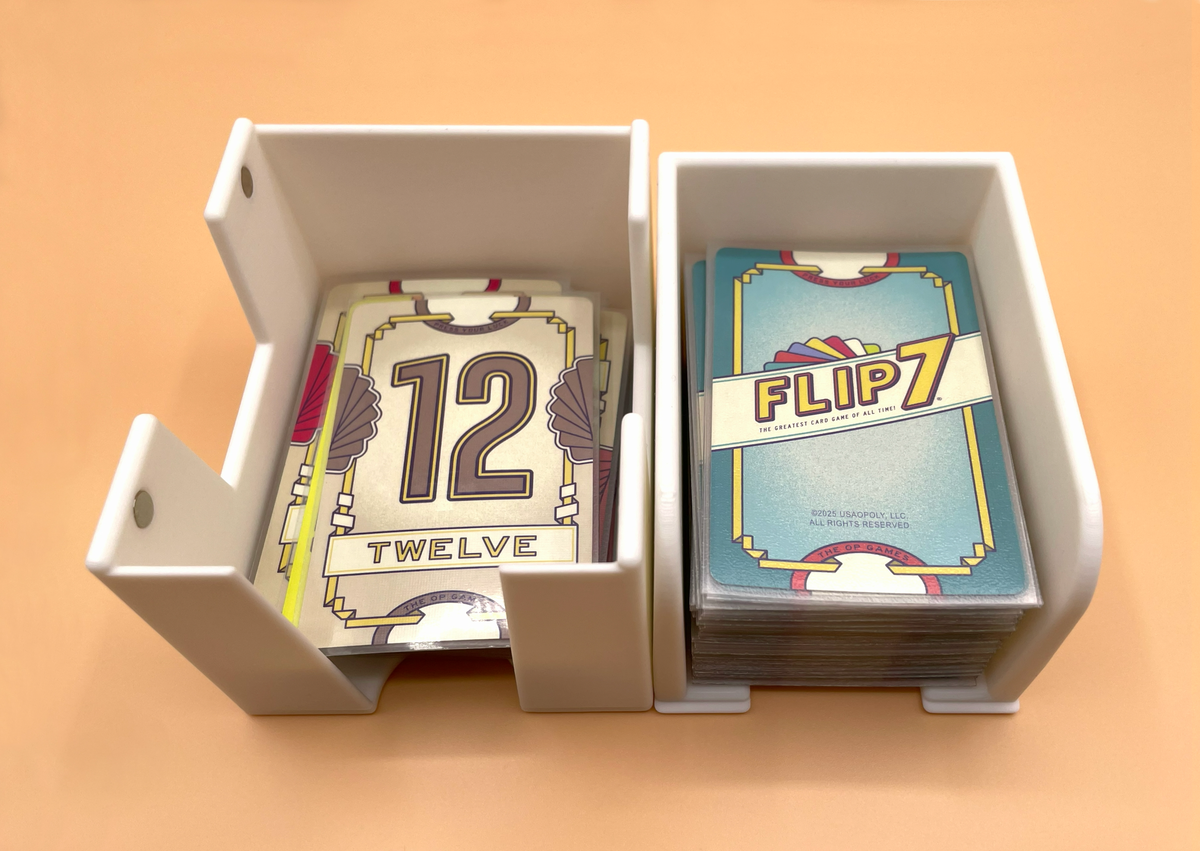Flip 7: Travel Case for Sleeved Cards